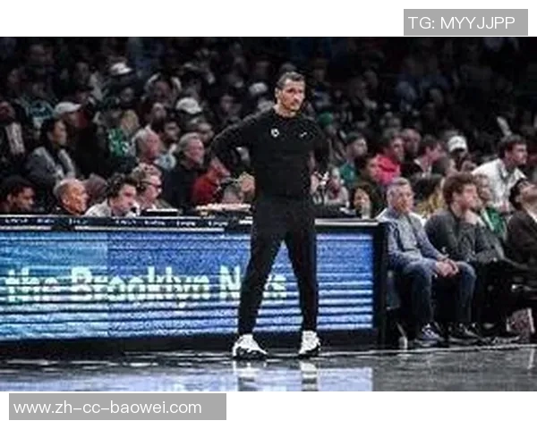 安芬尼西蒙斯谈与马祖拉的默契建立过程及其对球队磨合的积极影响