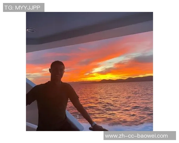 C罗豪购两套奢华岛屿别墅仅可通过游艇和水上飞机抵达